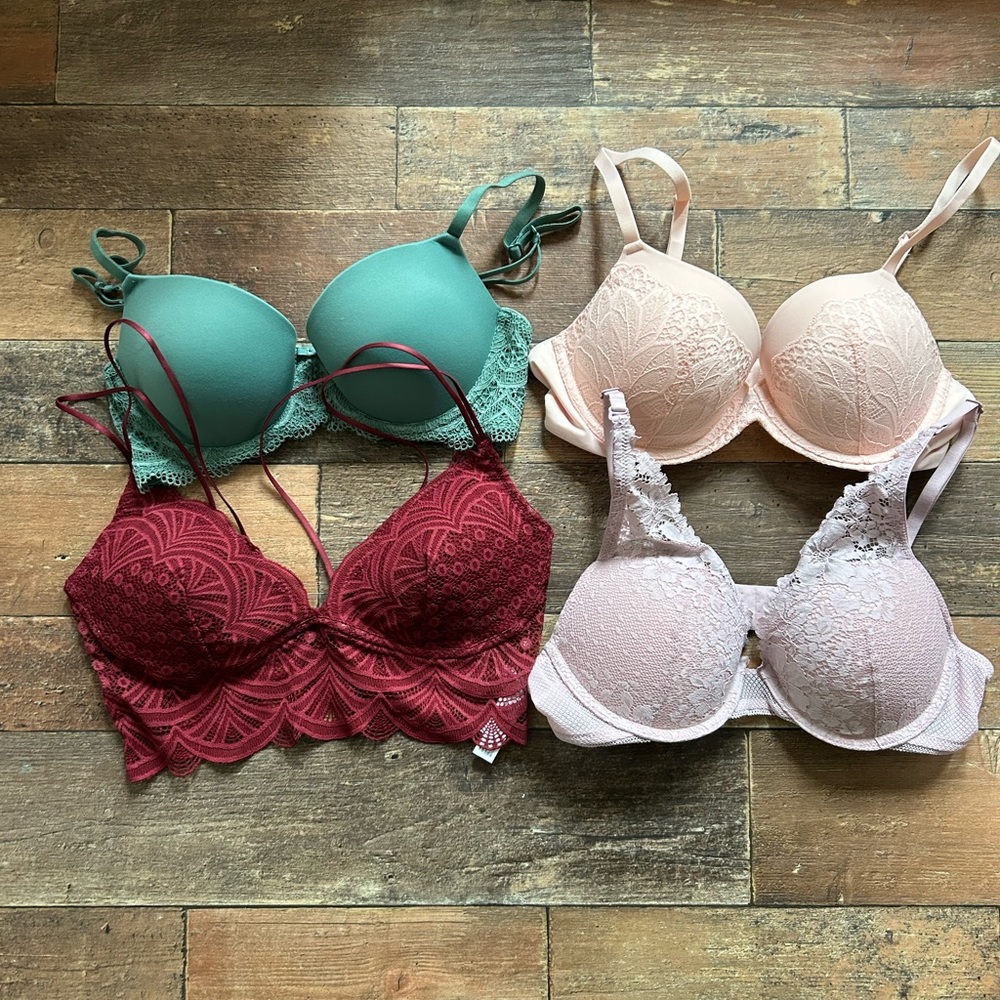 Lot of Auden Bras!
